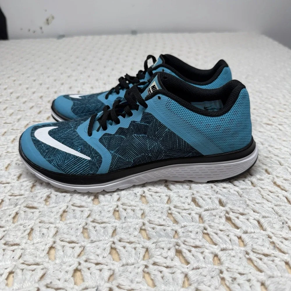 Nike Fit sole Running Shoes  Women Shoes  Size 8 Blue Athletic Sneaker 819167-